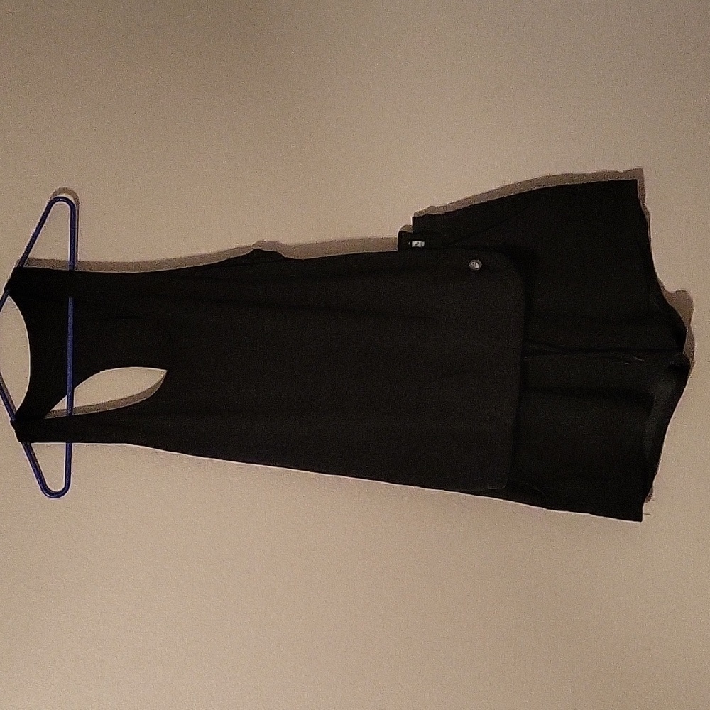 Selling as an outfit, 2 different brands, a top and shorts
